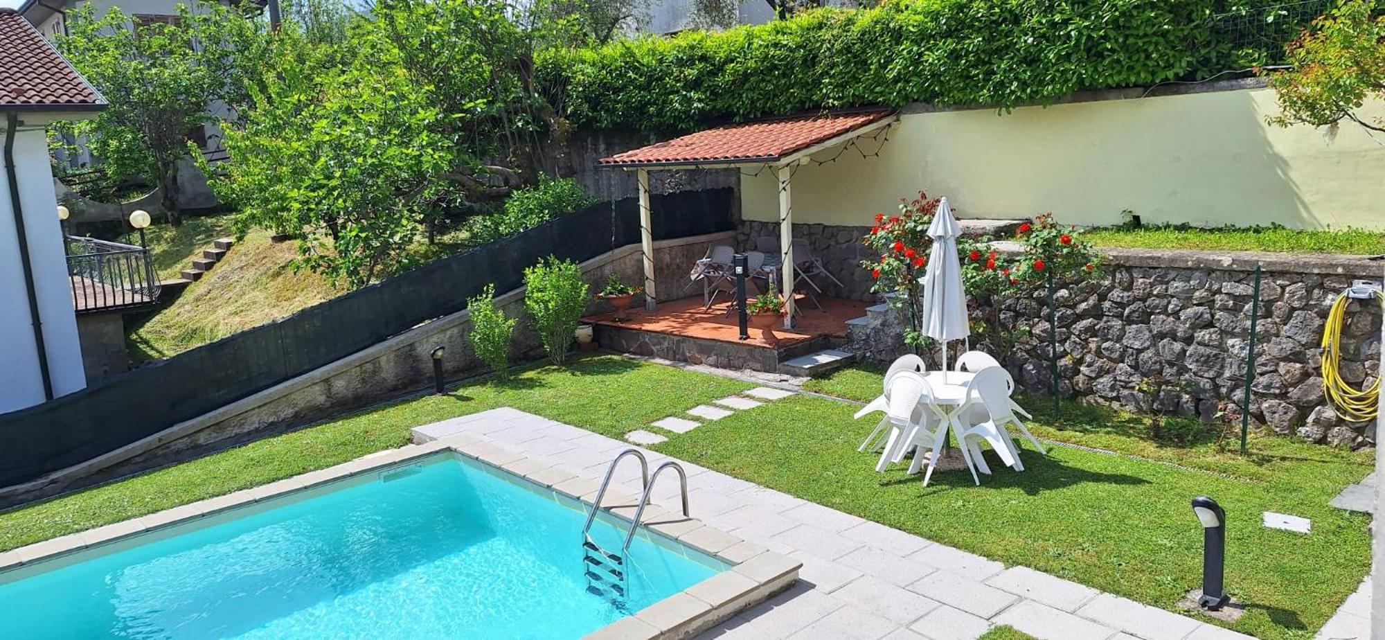 B&B Da Franca Camporgiano Екстер'єр фото